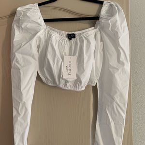In the style cropped puff sleeve shirt
